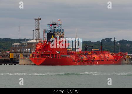 Fawley, Southampton, England, UK. 2022. A LPG tanker carrier alongside at Fawley refinery on Southampton Water, England, UK Stock Photo