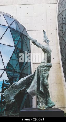 St. Petersburg, Florida January 14, 2021: Sculpture in avant garden of the Dali Museum Stock Photo