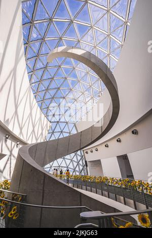 St. Petersburg, Florida January 14, 2021: Interior view of second floor architecture of the Dali Museum in St. Petersburg Florida. spiral at top of st Stock Photo