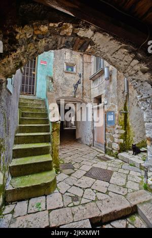 A vertical shot of a narrow street in the medieval village of Pietramelara in the province of Caserta Stock Photo