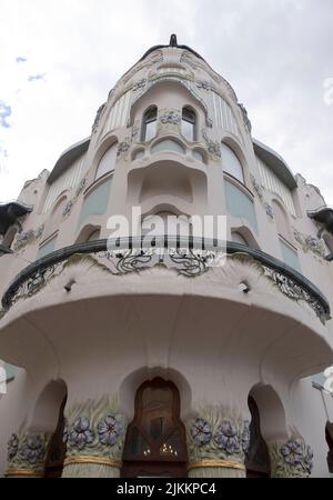 Reök Palace is a mind-blowing green-and-lilac art nouveau structure ...