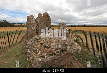 Rollright Stones 1700BC - Whispering Knights,is a 'portal dolmen' burial chamber, Little Rollright, Long Compton, Warwickshire, England, UK,  OX7 5QB Stock Photo