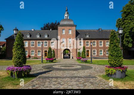 Germany, Ahaus, Westmuensterland, Muensterland, Westphalia, North Rhine-Westphalia, NRW, Ahaus District Court at the Suemmermannplatz in outer ward buildings of the Ahaus Castle, main building Stock Photo