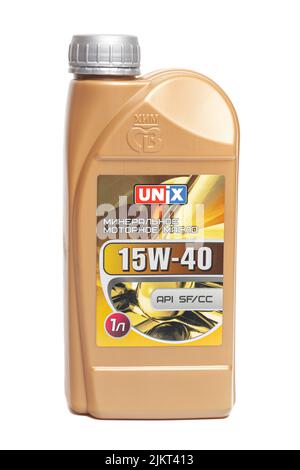 Moscow, Russia, August 03,2022: UNIX 15W-40 SF CC mineral engine oil. Stock Photo