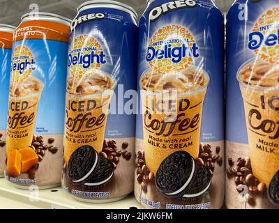 Coffee creamer hi-res stock photography and images - Alamy