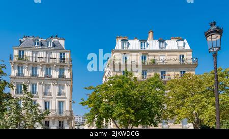 Paris, beautiful buildings, place de la Nation in the 11e district Stock Photo