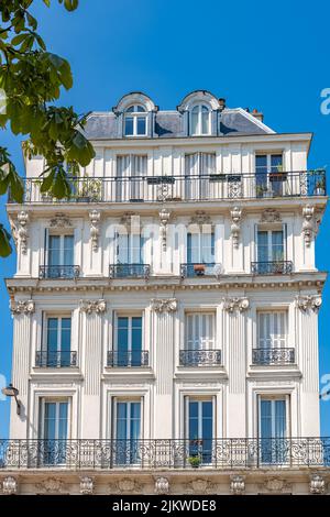 Paris, beautiful buildings, place de la Nation in the 11e district Stock Photo