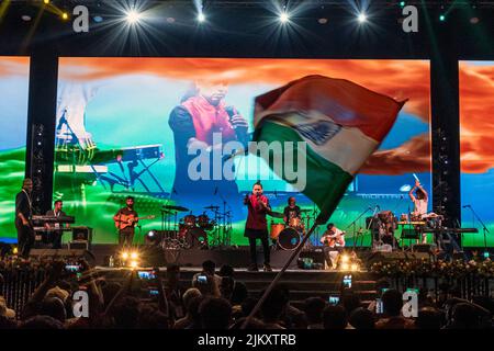 New Delhi, Delhi, India. 2nd Aug, 2022. Kailash Kher performing at Tiranga Utsav, organised by Ministry of Culture to celebrate the contribution of Shri Pingali Venkayya to the nation on the occasion of his 146th Birth Anniversary on 2nd August 2022.Kailash Kher is an Indian playback singer and music composer. (Credit Image: © Mohsin Javed/Pacific Press via ZUMA Press Wire) Stock Photo