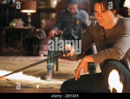 TAYLOR KINNEY, IAN SOMERHALDER, THE VAMPIRE DIARIES : SEASON 2, 2010 Stock Photo