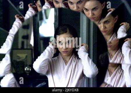 NATALIE PORTMAN, BLACK SWAN, 2010 Stock Photo - Alamy