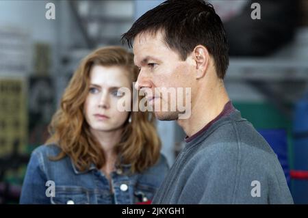 AMY ADAMS, MARK WAHLBERG, THE FIGHTER, 2010 Stock Photo