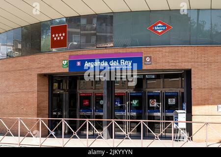 Arganda del Rey, Spain. April 18, 2021. Departure from Arganda del Rey subway stop, with the logo and the logo of the community of Madrid. Stock Photo