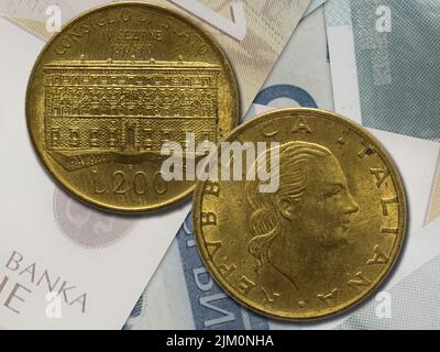 Italian lira coin obverse and reverse. Old currency of Republic of Italy. Financial concept Stock Photo