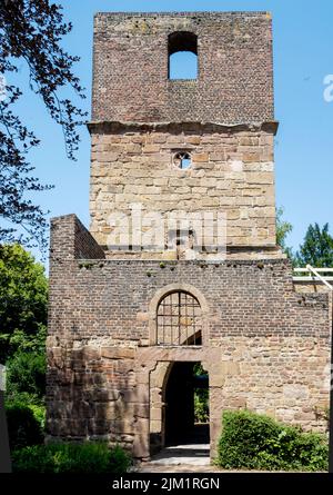 Deutschland, NRW, Kreis Düren, Merzenich, Ruine der Alten Pfarrkirche