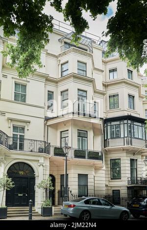 Grosvenor private mews on Park Lane, Mayfair, London, England. Stock Photo