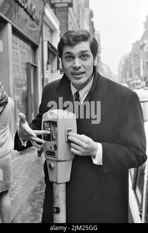 ENGELBERT HUMPERDINCK UK pop singer in 1968. Stock Photo