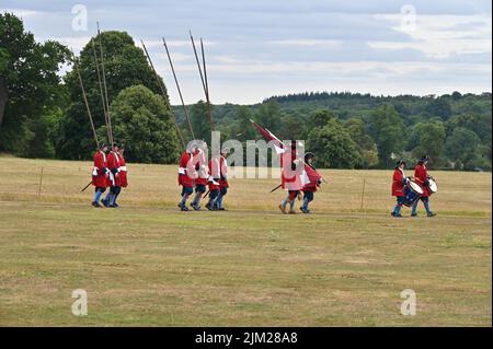 Members of the Sealed Knot Society re-enact a skirmish of part of the Monmouth Rebellion in the grounds of Blenheim Palace, Woodstock, Oxfordshire Stock Photo