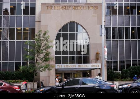 Helmsley Medical Tower, at the Weill Cornell Medicine complex on in New York City; it provides housing for staff, patients and their families Stock Photo