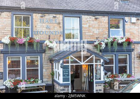 Holcombe Brook Village Ramsbottom, Hare & Hounds public house in the village on a summers day,Lancashire,England,UK 2022 Stock Photo