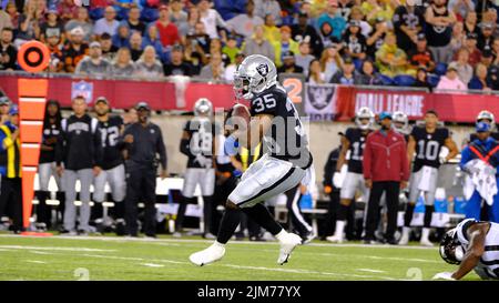 Inglewood, United States. 08th Dec, 2022. Las Vegas Raiders running back  Zamir White (35) and Los Angeles Rams cornerback Derion Kendrick (6)  exchange jerseys after an NFL game on Thursday, Dec. 8