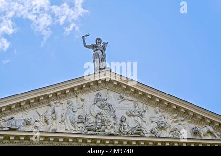 Facade Temple Of Concord and Victory Stowe gardens Stock Photo