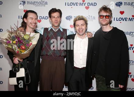 Los Angeles, Ca. 4th Aug, 2022. FINNEAS, at the Los Angeles Red Carpet Premiere Of I Love My Dad at Largo at the Coronetr in Los Angeles, California on August 1, 2022. Credit: Faye Sadou/Media Punch/Alamy Live News Stock Photo