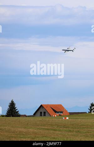 Super Constellation, Super Conny. Approach Stock Photo