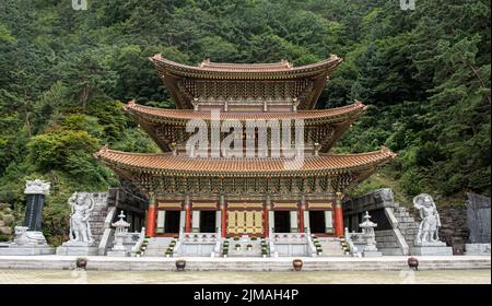 Chungcheongbuk-do, South Korea - August 29, 2016: Guinsa temple in Sobaek Mountains, South Korea Stock Photo