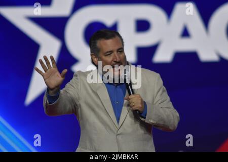 Dallas, Texas, USA. 5th Aug, 2022. (NEW) Ted Cruz delivers remarks at the Conservative Political Action Conference 2022 in Dallas, Texas. August 5, 2022, Dallas, TX, USA. Ted Cruz delivers remarks during the Conservative Political Action Conference (CPAC), held in the state of Texas, in United States, on Friday (5). Ted Cruz is an American politician and attorney serving as the junior United States senator for Texas since 2013. A member of the Republican Party, Cruz served as Solicitor General of Texas from 2003 to 2008. The conference is broadcast live on the CPAC website and online on Fox N Stock Photo