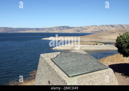 Dam, Water, Reservoir, Power station, San Luis Reservoir, California, USA Stock Photo