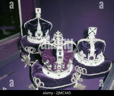 Circa 1965, London, England, United Kingdom: A replica set of the British Crown Jewels. (Credit Image: © Keystone USA/ZUMA Press Wire) Stock Photo