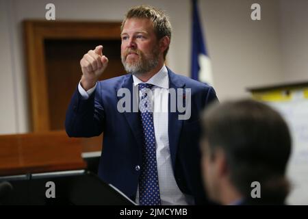 Austin, United States. 05th Aug, 2022. WESLEY BALL gives closing arguments Friday, Aug. 5, 2022, at the Travis County Courthouse in Austin. Jurors were asked to assess punitive damages against InfoWars host Alex Jones (not shown) after awarding $4.1 million in actual damages to the parents of Jesse Lewis on Thursday. Credit: Briana Sanchez/POOL Stock Photo
