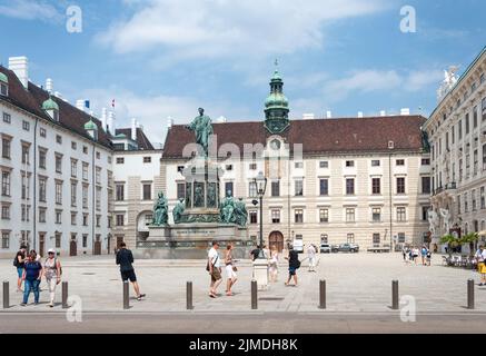 In der Burg courtyard of Hofburg palace complex, Vienna, Austria Stock Photo