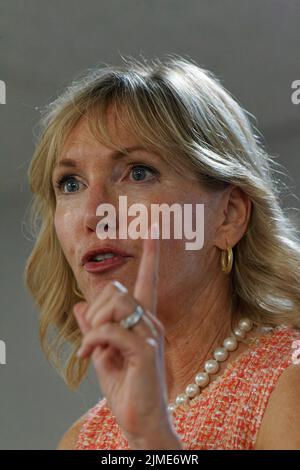 Calvert City, KY, USA. 05 Aug 2022. Kelley Paul speaks during the Night Before Fancy Farm West Kentucky GOP Rally at the Calvert City Civic Center. Sen. Rand Paul was scheduled to give the keynote address but asked his wife to fill in after being unexpectedly needed in Washington. (Credit: Billy Suratt/Apex MediaWire via Alamy Live News) Stock Photo