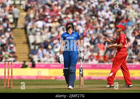 BIRMINGHAM, UK. AUG 6TH Smriti Mandhana of India looks to the sky during the T20 Cricket semi-final between England and India at Edgbaston during the Birmingham 2022 Commonwealth Games on Saturday 6th August 2022. (Credit: Pat Scaasi | MI News) Credit: MI News & Sport /Alamy Live News Stock Photo