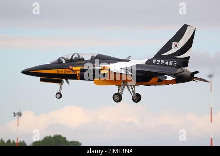 One of the Korean Black Eagles landing at the Royal International Air Tattoo RIAT 2022, Fairford, UK Stock Photo