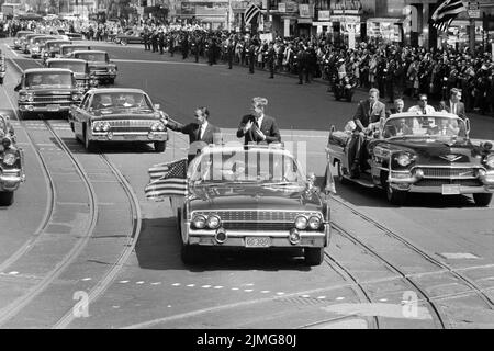 1960s, historical, a group of arab men in traditional dress sitting in ...