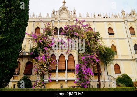 A gorgeous palace of the Borghese Cavazza family on the island Isola del Garda on lake Garda, Italy (06 October 2019) Stock Photo