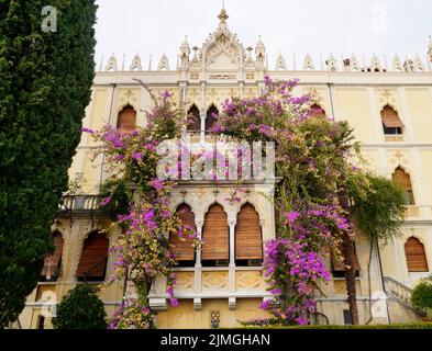 A gorgeous palace of the Borghese Cavazza family on the island Isola del Garda on lake Garda, Italy (06 October 2019) Stock Photo