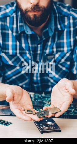 computer maintenance disassembled laptop engineer Stock Photo