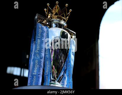 Craven Cottage, Fulham, London, UK. 6th Aug, 2022. Premier League football, Fulham versus Liverpool: The Premier League trophy on display pitch side Credit: Action Plus Sports/Alamy Live News Stock Photo