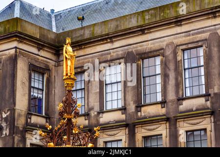 Hague, Netherlands Binnenhof statue of Willem II van Holland Stock Photo