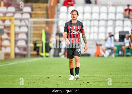 Vicenza, Italy. 06th Aug, 2022. Milan's Davide Calabria portrait during LR Vicenza vs AC Milan, friendly football match in Vicenza, Italy, August 06 2022 Credit: Independent Photo Agency/Alamy Live News Stock Photo