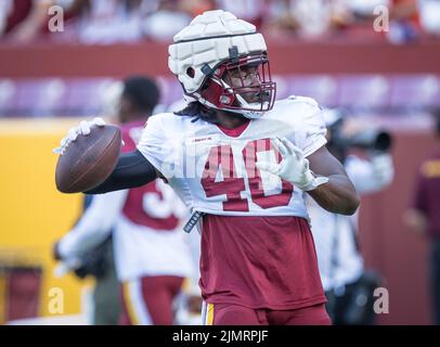 Washington Commanders running back Alex Armah (40) runs during an NFL  preseason football game against the Cincinnati Bengals, Saturday, August  26, 2023 in Landover. (AP Photo/Daniel Kucin Jr Stock Photo - Alamy