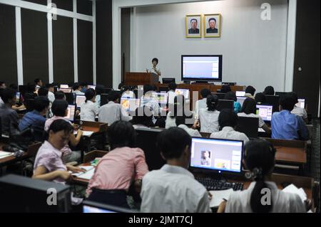 Computer room at Grand People's Study House (Library) - Pyongyang ...