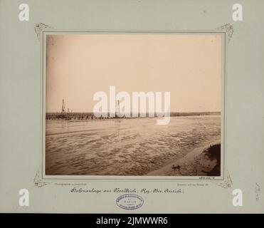 Unknown architect, port facility on the north dike, Aurich region (without date): View. Photo on cardboard, 32.5 x 40.2 cm (including scan edges) N.N. : Hafenanlage Norddeich Stock Photo