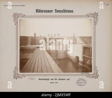 Unknown architect, Dortmund-Ems-Canal (without date): View. Photo on cardboard, 29 x 35.3 cm (including scan edges) N.N. : Dortmund-Ems-Kanal. Seeschleuse, Oldersum