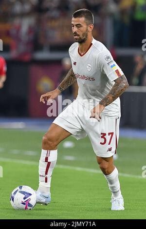 Rome, Italy , 07th August , 2022 Pictured left to right, Leonardo Spinazzola of AS Roma     during football friendly match Roma v Shakhtar Donetsk Credit: Massimo Insabato/Alamy Live News