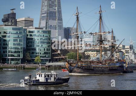 London, UK. 8th August 2022. Gotheborg - Swedish tall sailing ship arrives to the city. The worlds largest active wooden sailing ship arrives in London. A near-perfect replica of an 18th-century tall ship, The Gotheborg was originally launched in 1738 with its origins to the Swedish East India Company. This replica took 20 years to build with work starting in 1995. Credit: Guy Corbishley/Alamy Live News Stock Photo