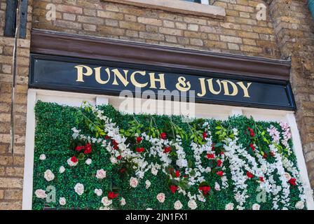 Punch and Judy Pub in Covent Garden, London,UK Stock Photo